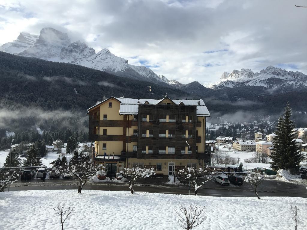 Antelao Dolomiti Mountain Resort Borca di Cadore Esterno foto